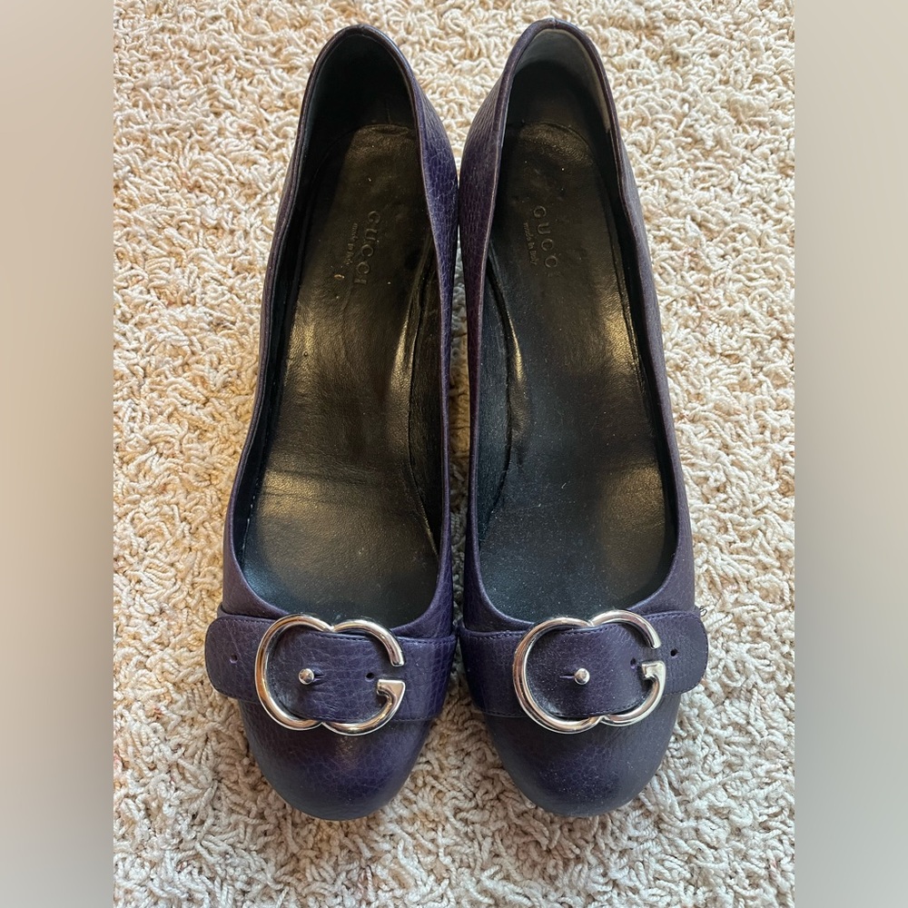 Purple Gucci pumps
